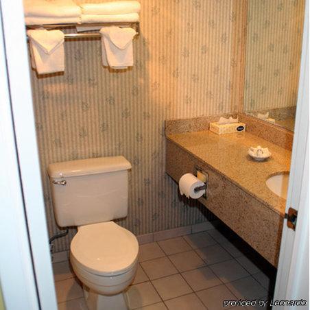 Hotel Cape Cod Irish Village