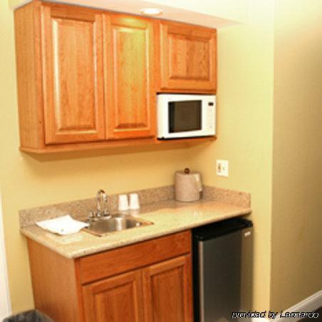 Cape Cod Irish Village 2*