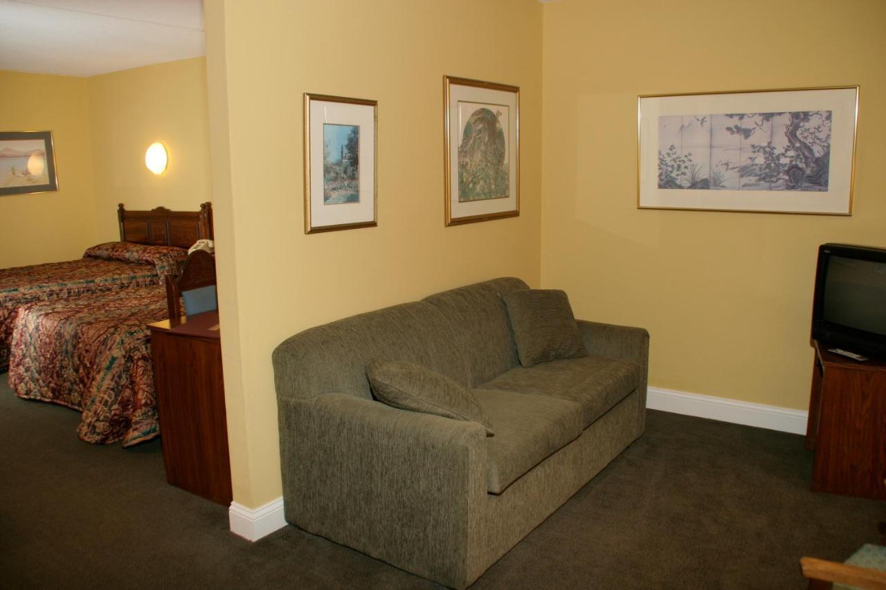 Cape Cod Irish Village Hotel South Yarmouth